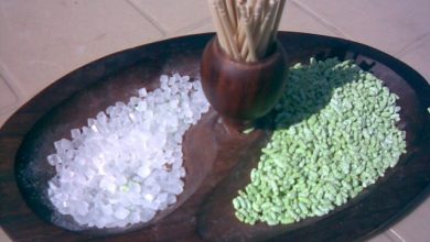 खाने के बाद होटल में क्यों दी जाती है सौंफ और शुगर