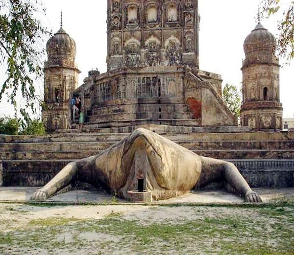 भारत मे ऐसा मंदिर जहां मेढ़क की होती पूजा !