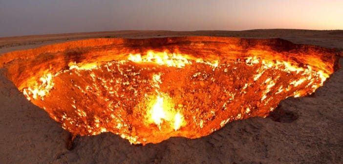 संसार की आश्चर्यजनक और रहस्यमयी जगहें,कहाँ ?