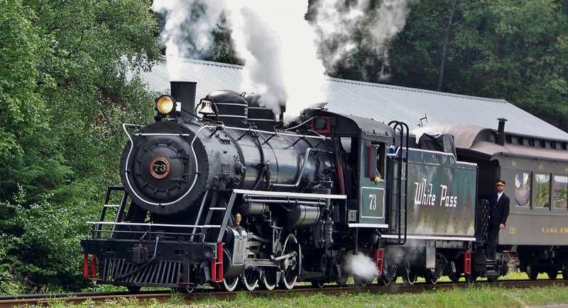 ट्रेन कितना लीटर डीज़ल खाती है 1 KM चलने के लिए जानिये ??