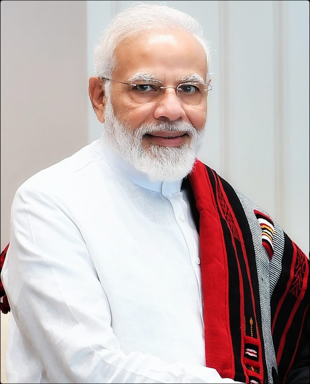 PM Narendra Modi Biography in Hindi | पीएम नरेंद्र मोदी का जीवन परिचय , शिक्षा, परिवार, राजनितिक उपलब्धियाँ, विदेश यात्राएं, निर्णय, योजनाएं, कुल सम्पति